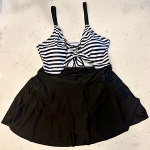 Black/White Skirted Swimdress/Tankini
